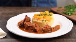 Fondant de boeuf et écrasé de pommes de terre façon bistro